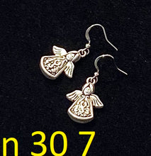 Učitajte sliku u preglednik galerije, Naušnice 30 - Earrings 30
