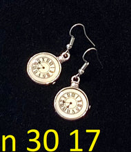 Učitajte sliku u preglednik galerije, Naušnice 30 - Earrings 30
