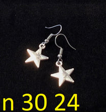 Učitajte sliku u preglednik galerije, Naušnice 30 - Earrings 30
