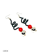 Učitajte sliku u preglednik galerije, Naušnice od gume 69 -Rubber  Earrings 69
